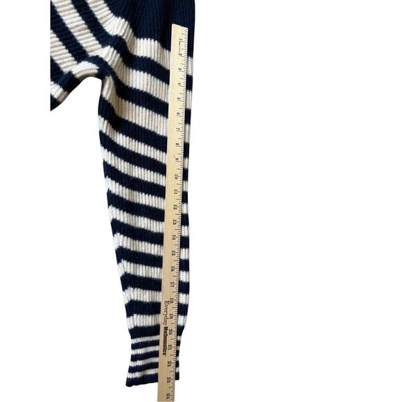 J. Crew Ribbed cashmere oversized crewneck sweater size L Striped Cream Navy - Picture 9 of 11